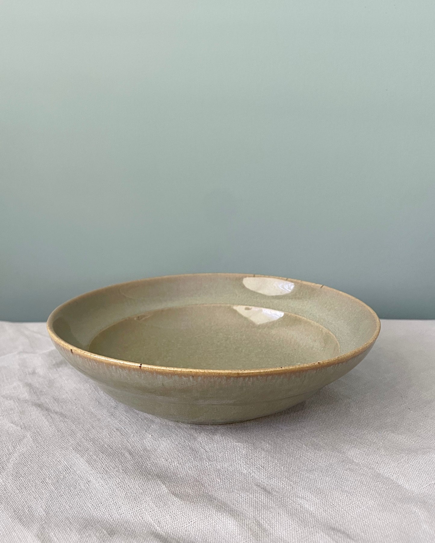 Shallow bowl - Sediment