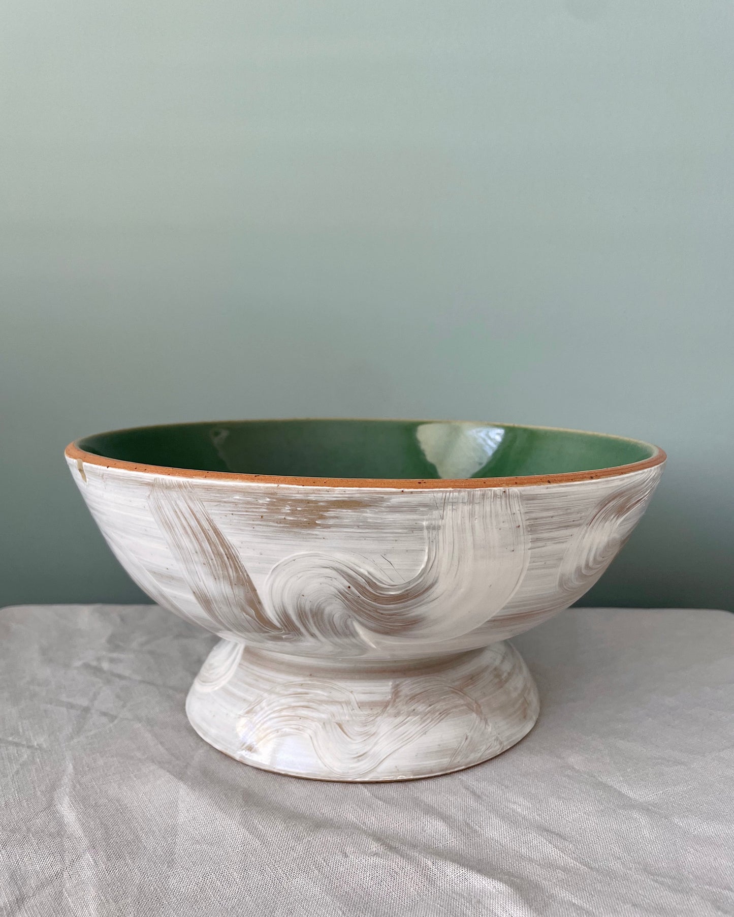 Soft Squiggle Pedestal Bowl