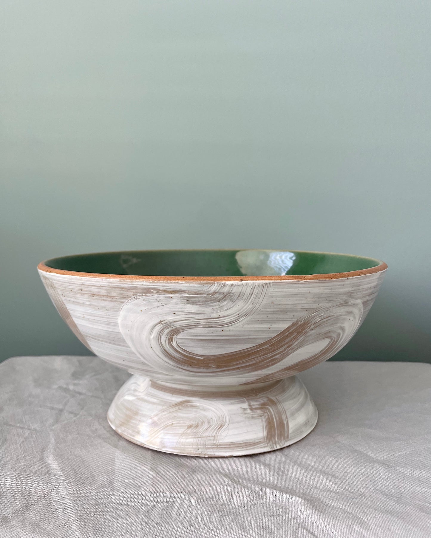 Soft Squiggle Pedestal Bowl