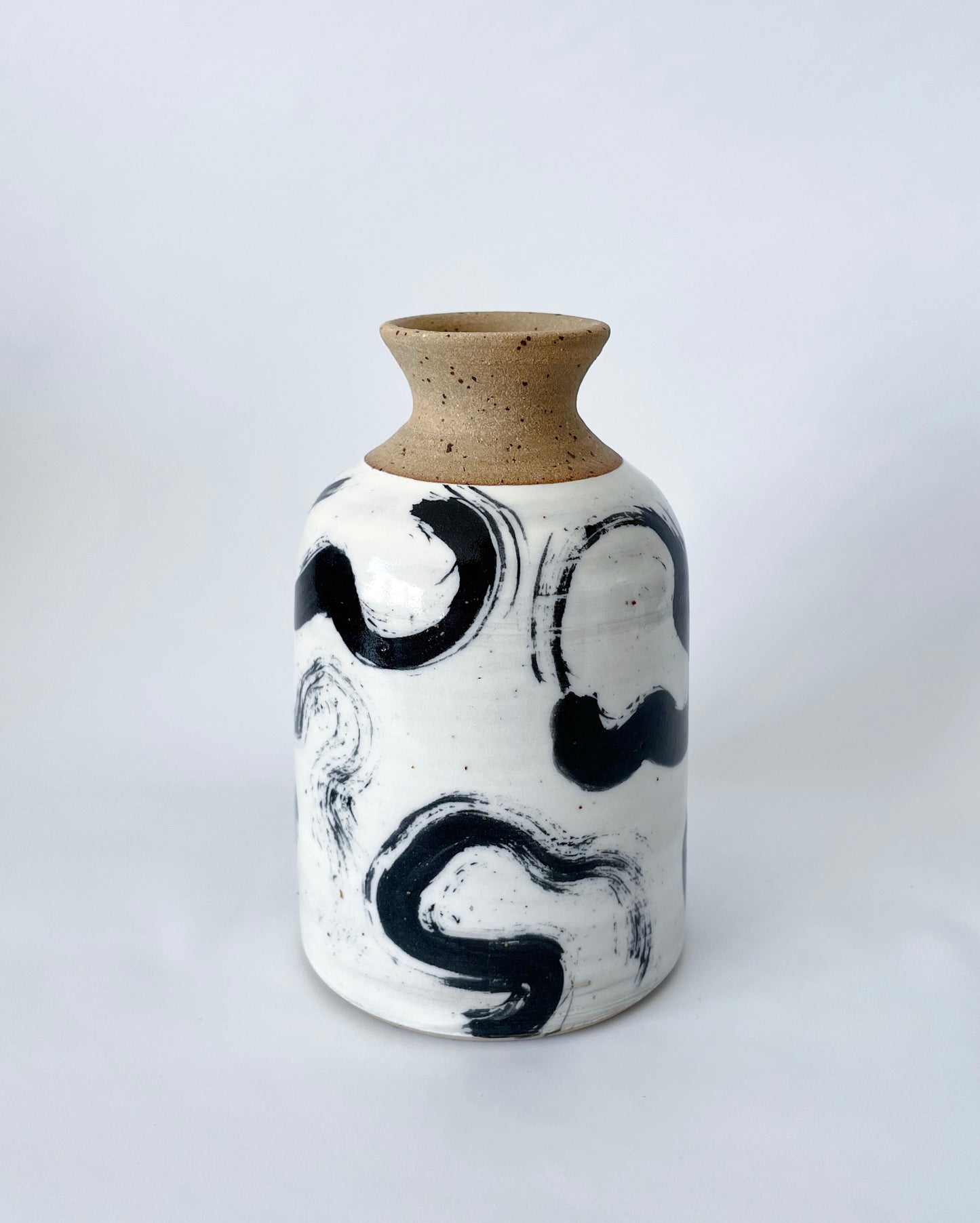 *New* Contrast Squiggle Vase #1