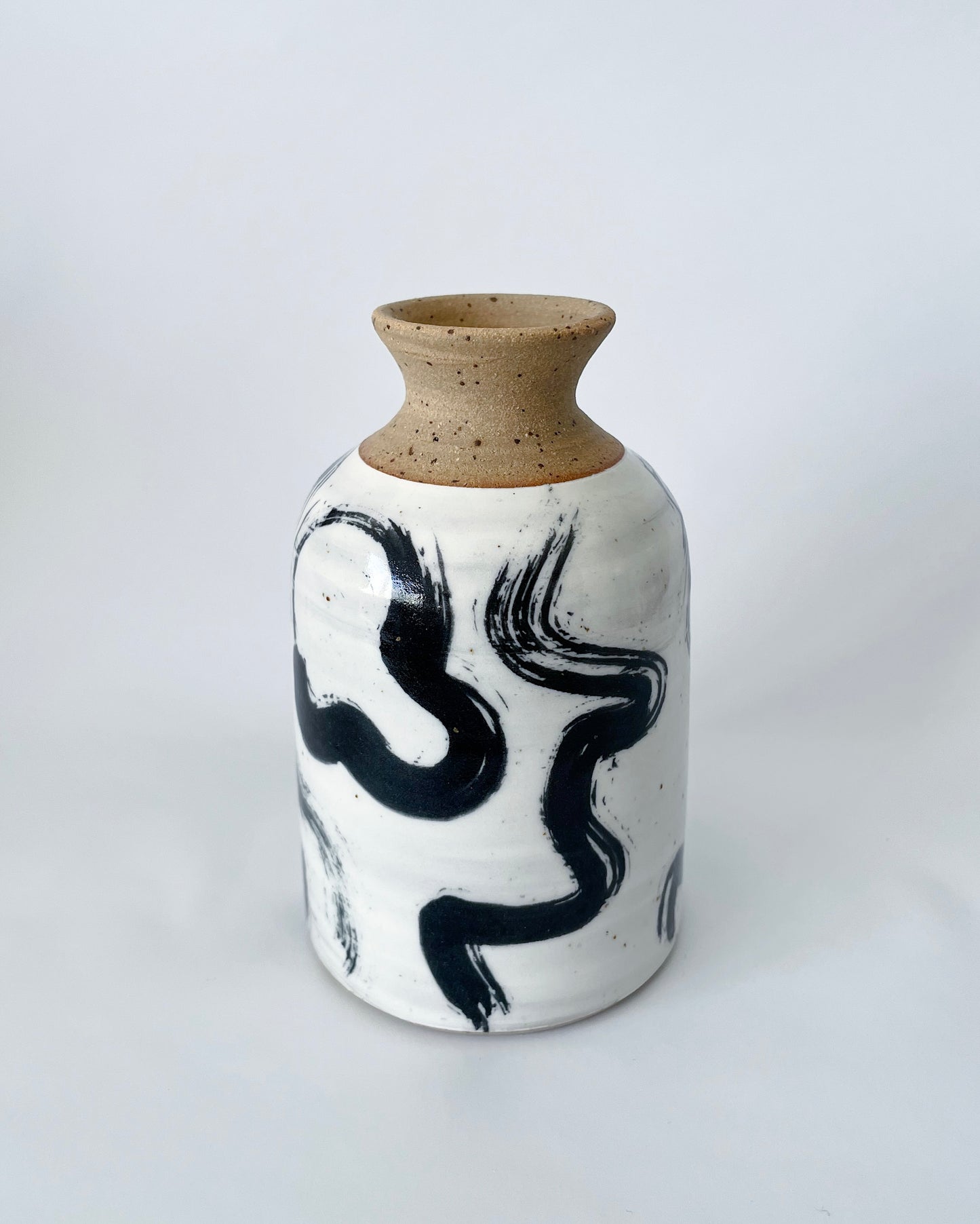 *New* Contrast Squiggle Vase #1