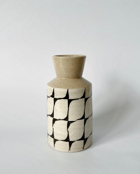 *New* Angular Vase - Echo Grid