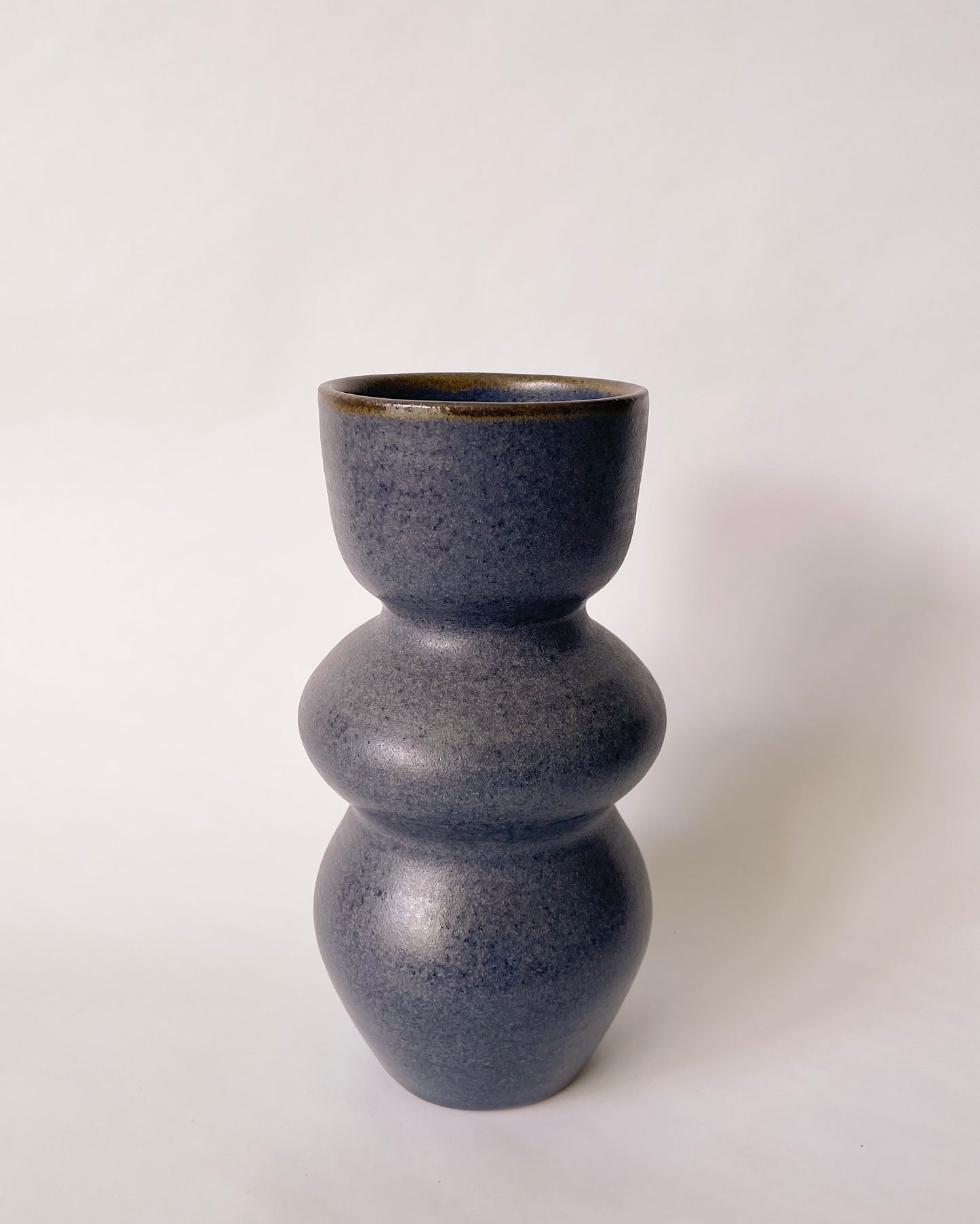 *New* Curvy Vase - Midnight
