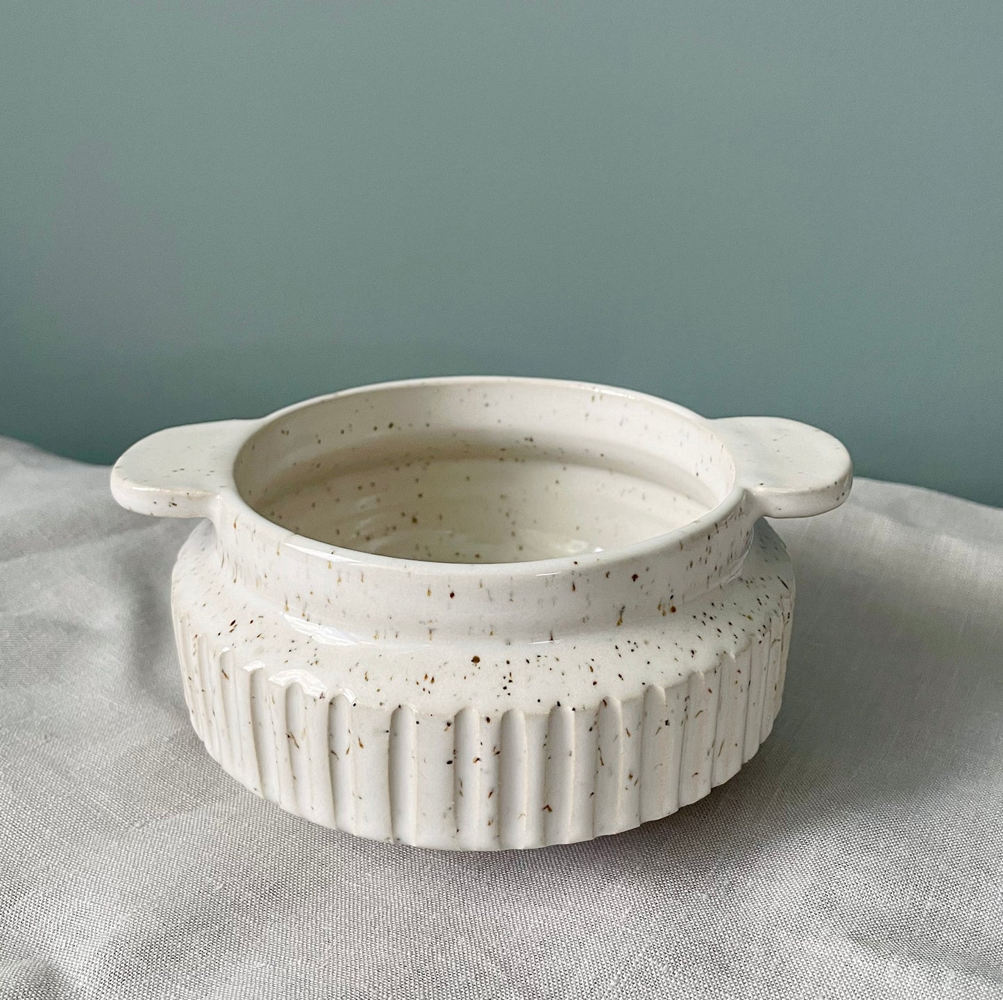 Column Bowl with Lobes - White speckle